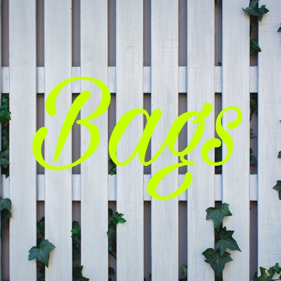 | BAGS | - Picture 1 of 1